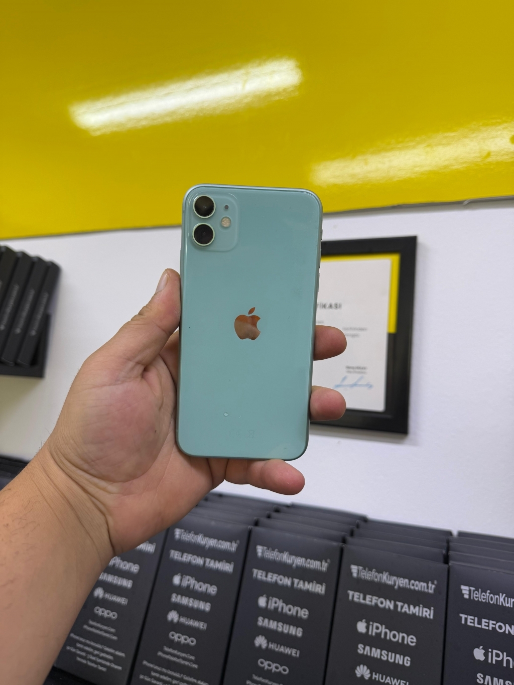 iPhone 14 Ekran Değişimi Antalya