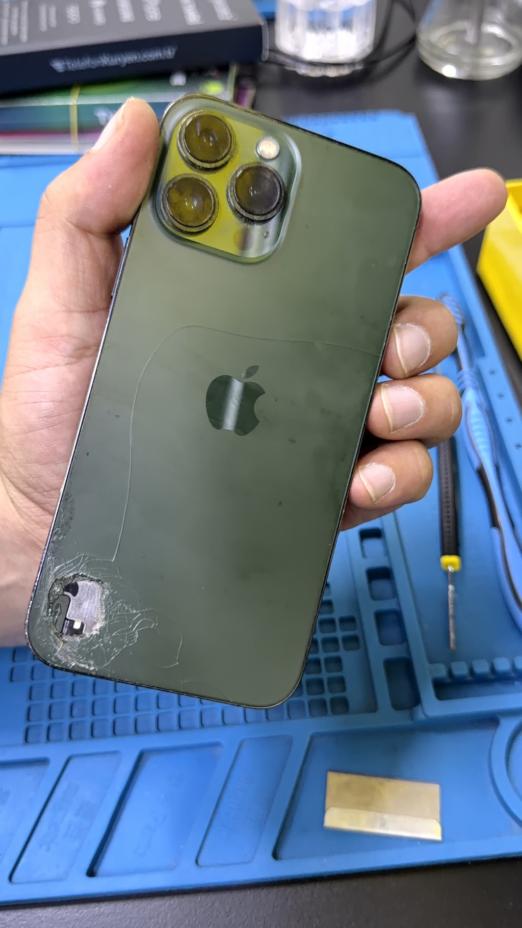 iPhone 16 Pro Max Batarya Değişimi Antalya